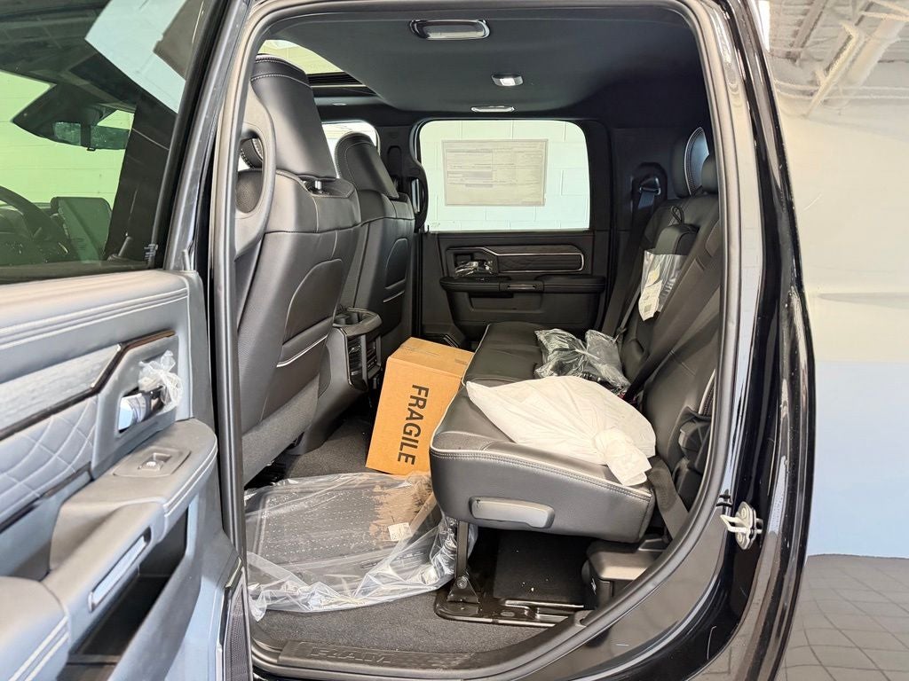 2027 RAM 3500 Limited