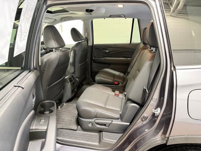 2022 Honda Pilot Touring 7 Passenger
