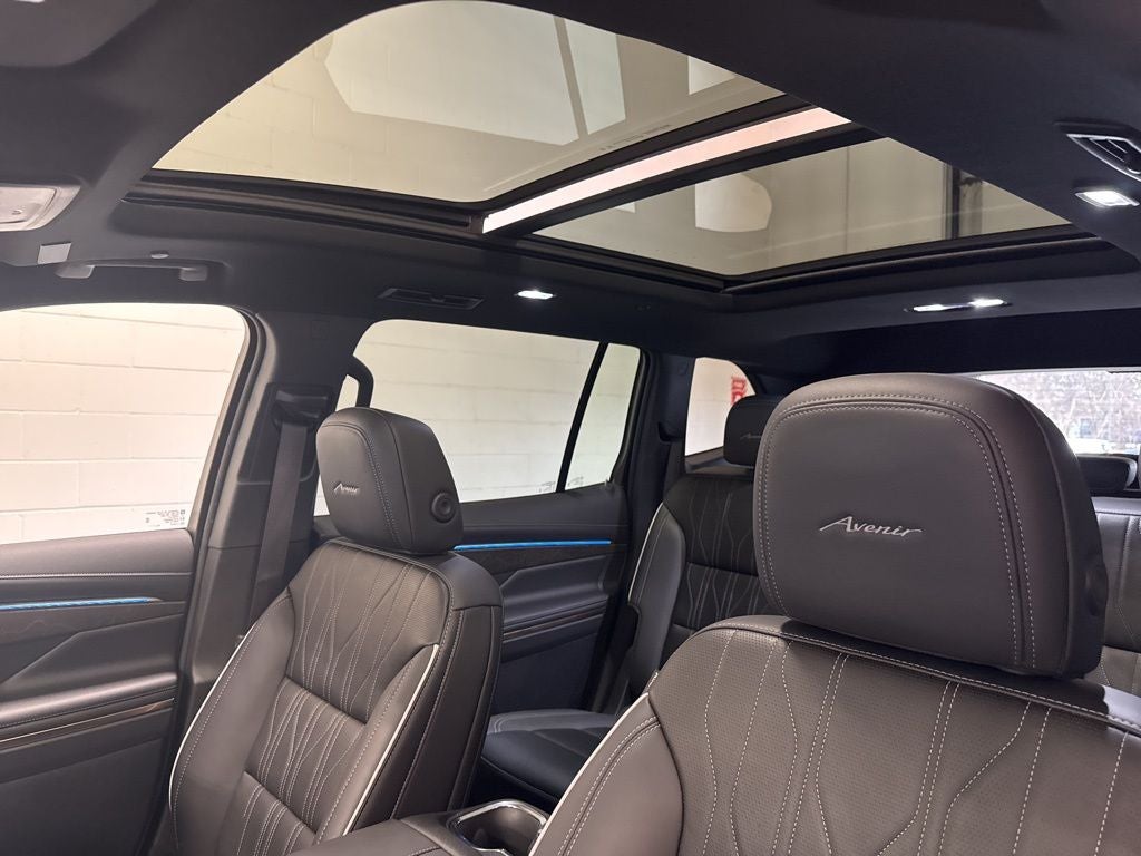 2025 Buick Enclave Avenir