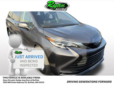 2023 Toyota Sienna Platinum 7 Passenger