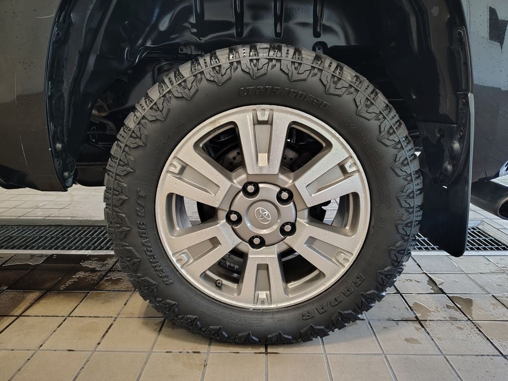 2017 Toyota Tundra Platinum 5.7L V8