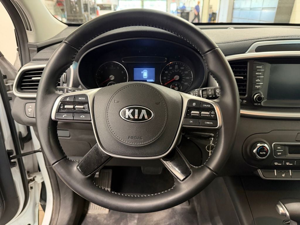 2020 Kia Sorento LX