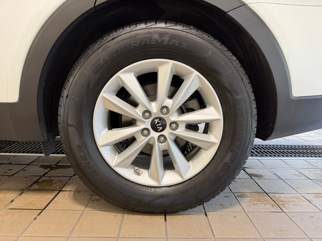 2020 Kia Sorento LX