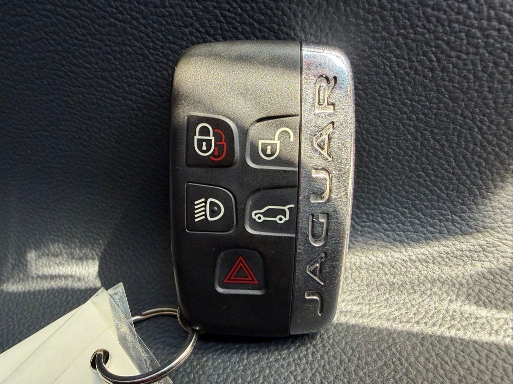 2019 Jaguar F-PACE 30t Prestige