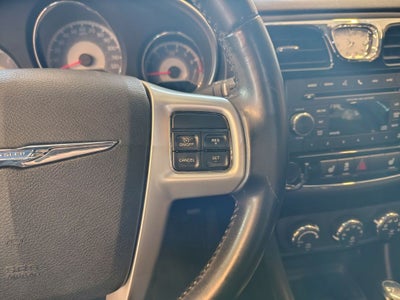 2012 Chrysler 200 Touring