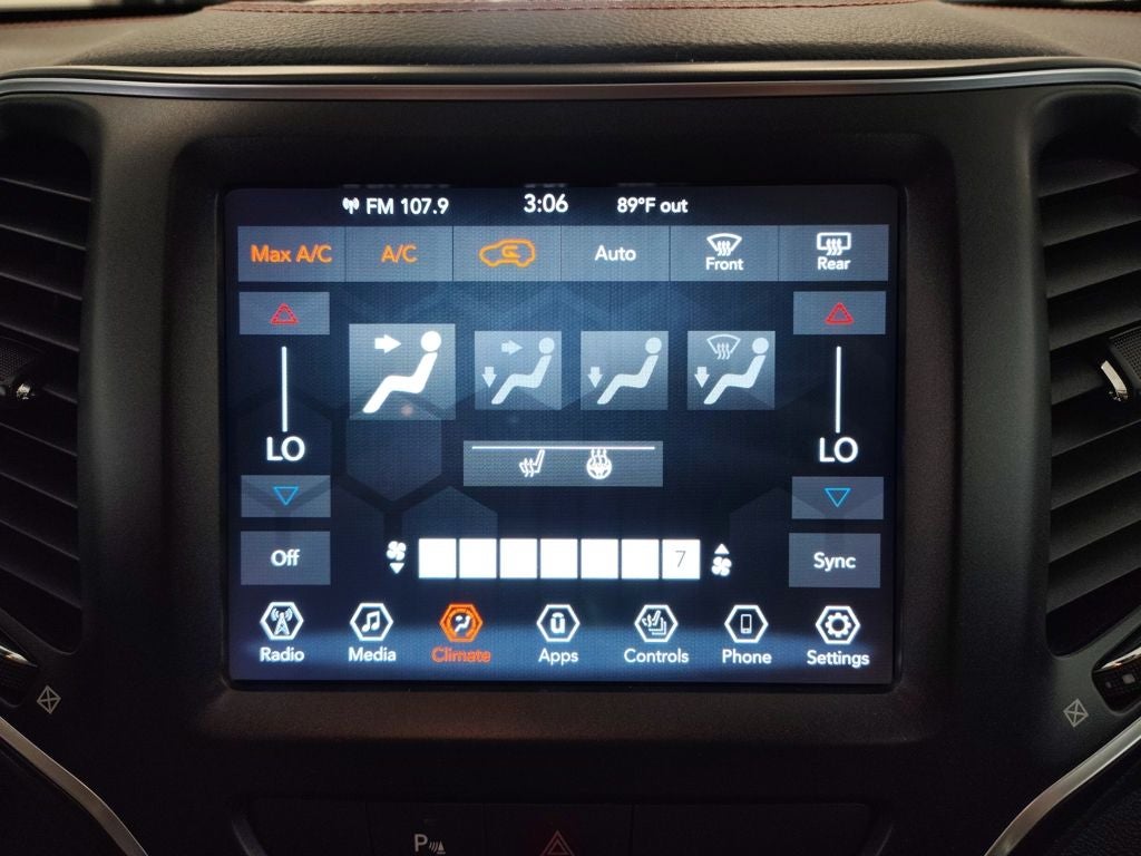 2020 Jeep Cherokee Trailhawk