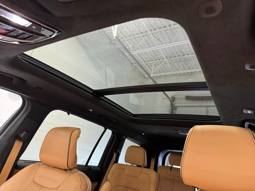 2022 Jeep Grand Cherokee L Summit