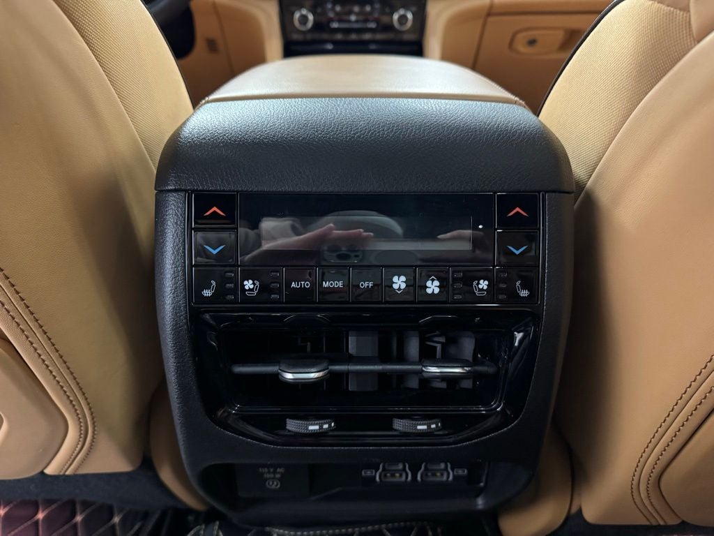 2022 Jeep Grand Cherokee L Summit