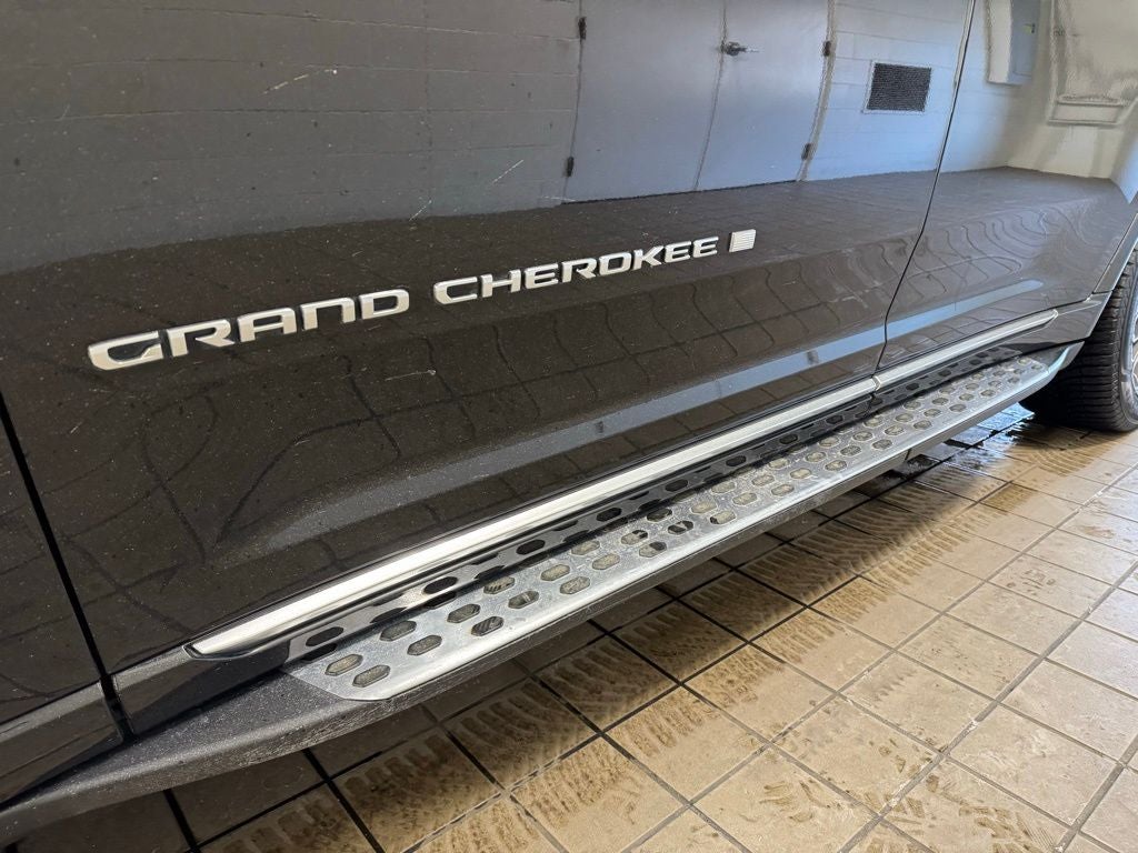 2022 Jeep Grand Cherokee L Summit