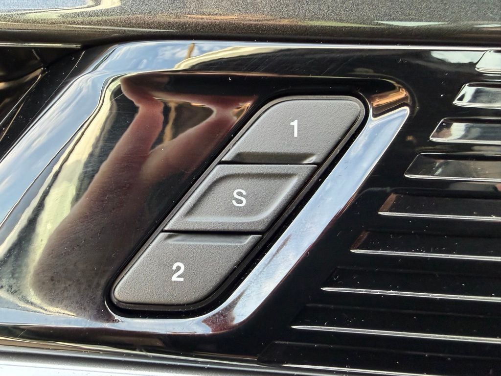 2022 Jeep Wagoneer Series I