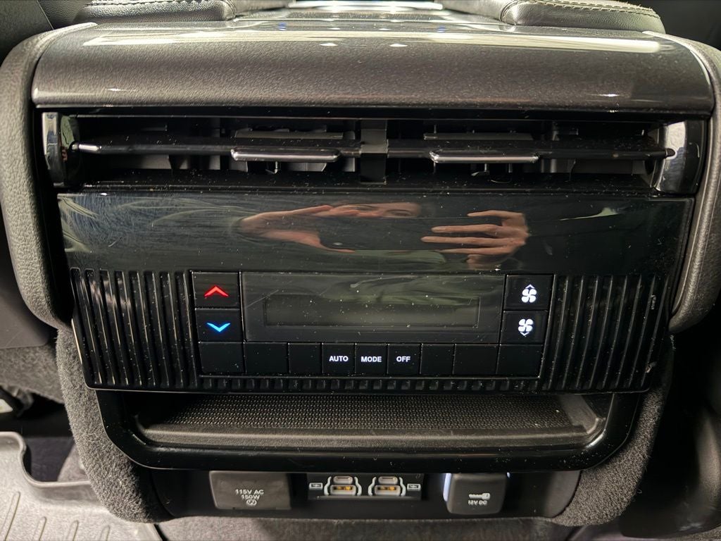 2022 Jeep Wagoneer Series I