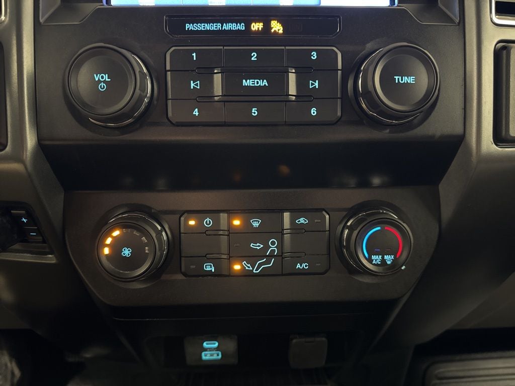 2022 Ford F-350SD XLT