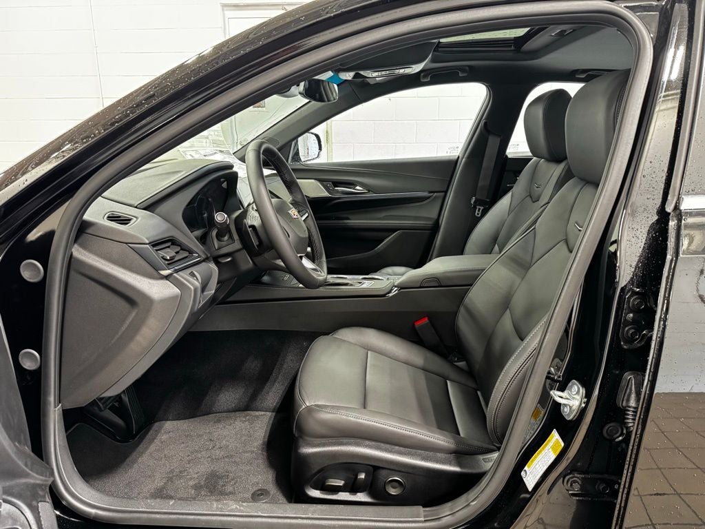2025 Cadillac CT4 Premium Luxury AWD