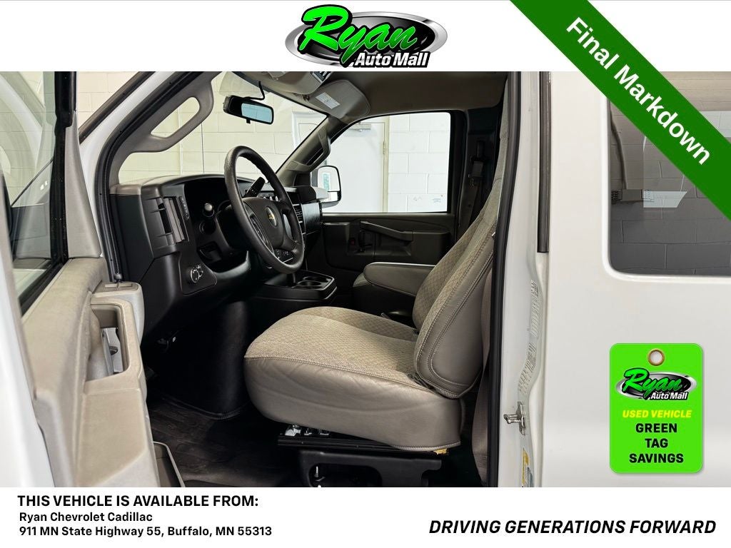 2022 Chevrolet Express 3500 LS Passenger
