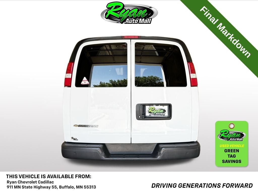 2022 Chevrolet Express 3500 LS Passenger