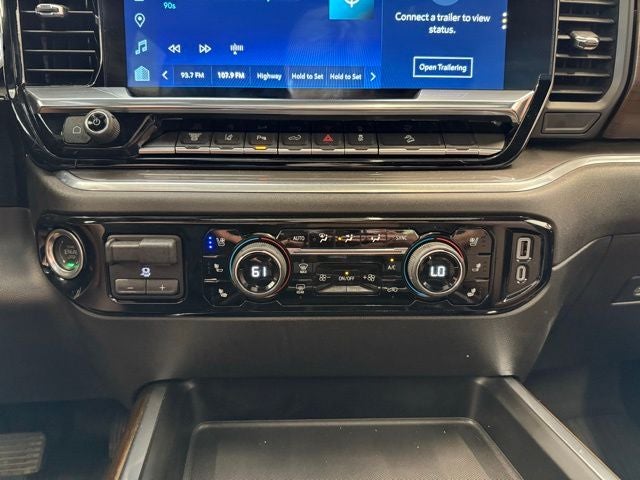 2025 Chevrolet Silverado 3500HD High Country