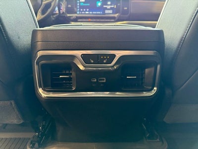 2025 Chevrolet Silverado 3500HD High Country