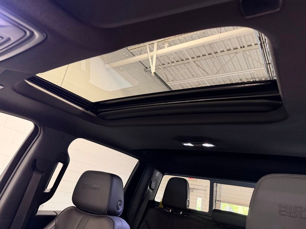 2022 Chevrolet Silverado 3500HD High Country
