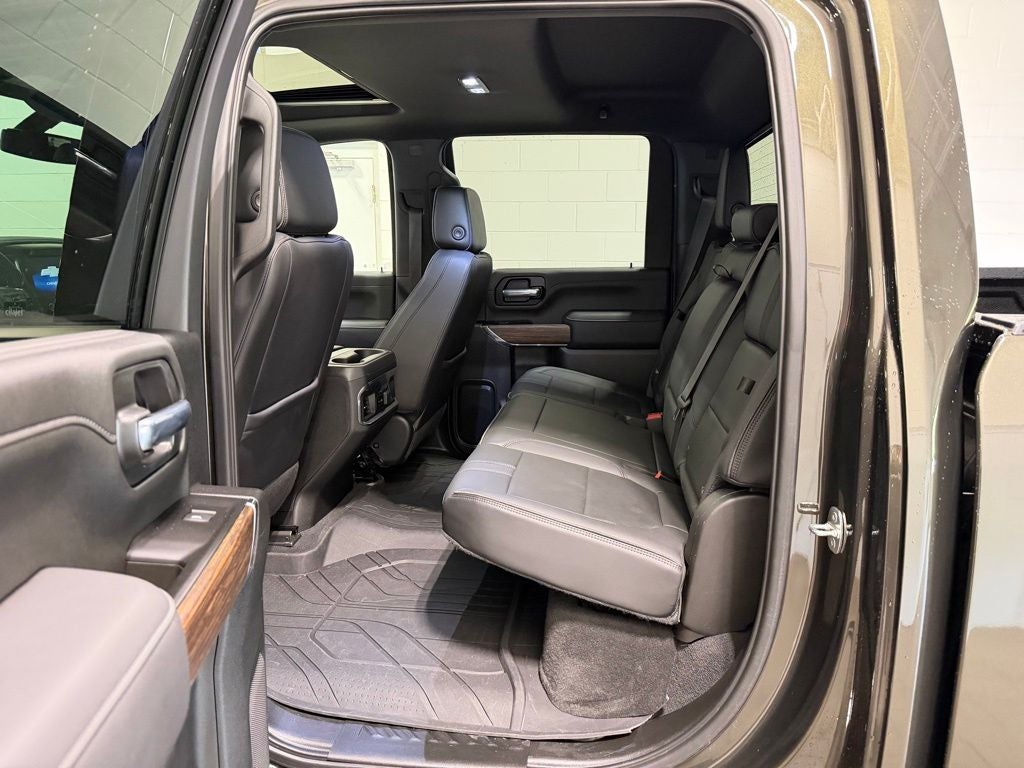 2022 Chevrolet Silverado 3500HD High Country