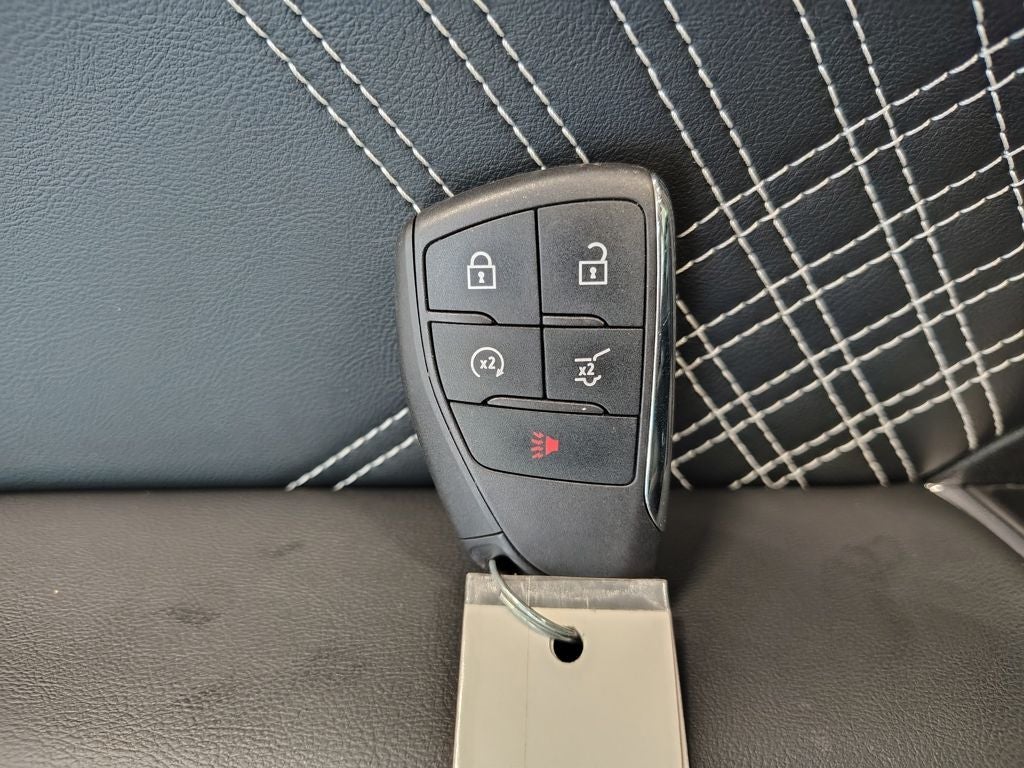 2025 GMC Acadia Denali