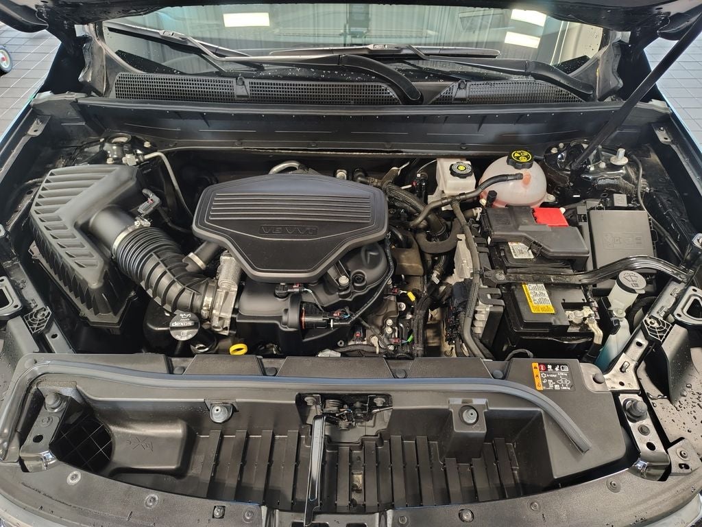 2023 GMC Acadia AT4