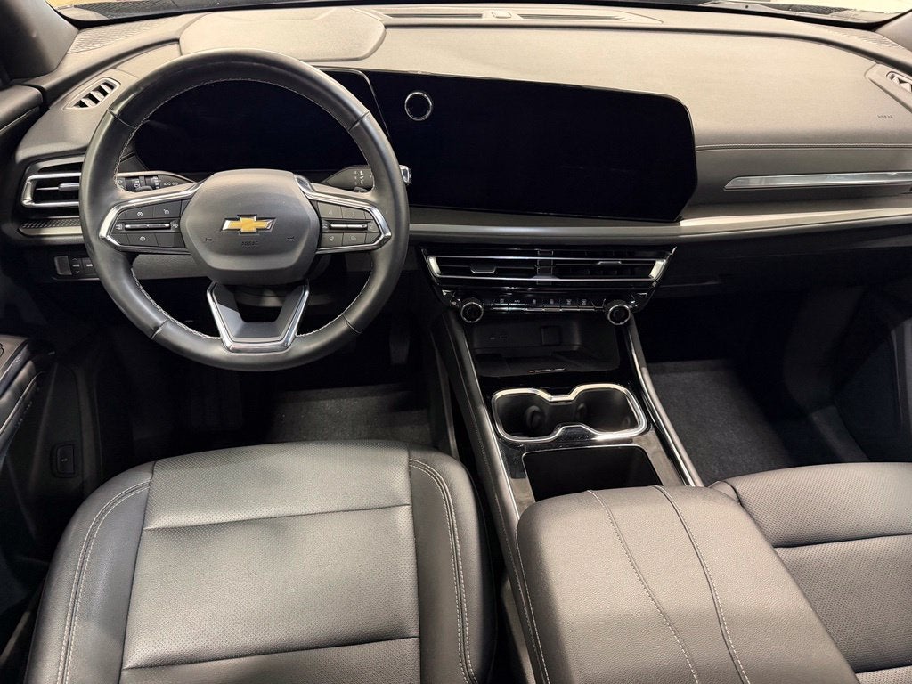 2025 Chevrolet Traverse LT 2LT