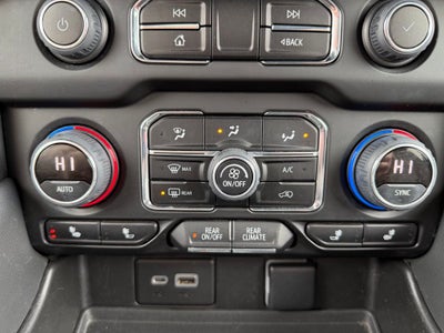 2022 Chevrolet Suburban RST