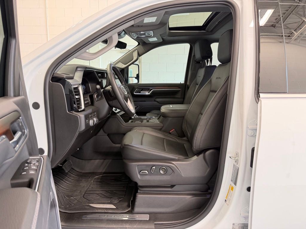 2026 GMC Sierra 2500HD Denali