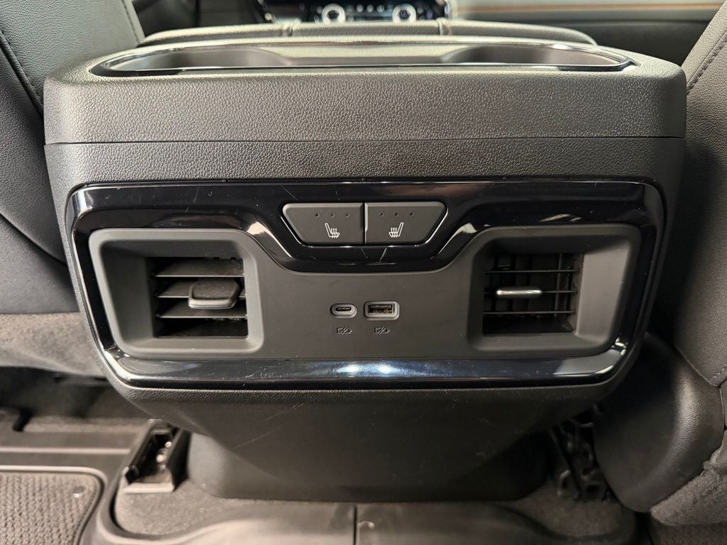 2025 GMC Sierra 3500HD AT4