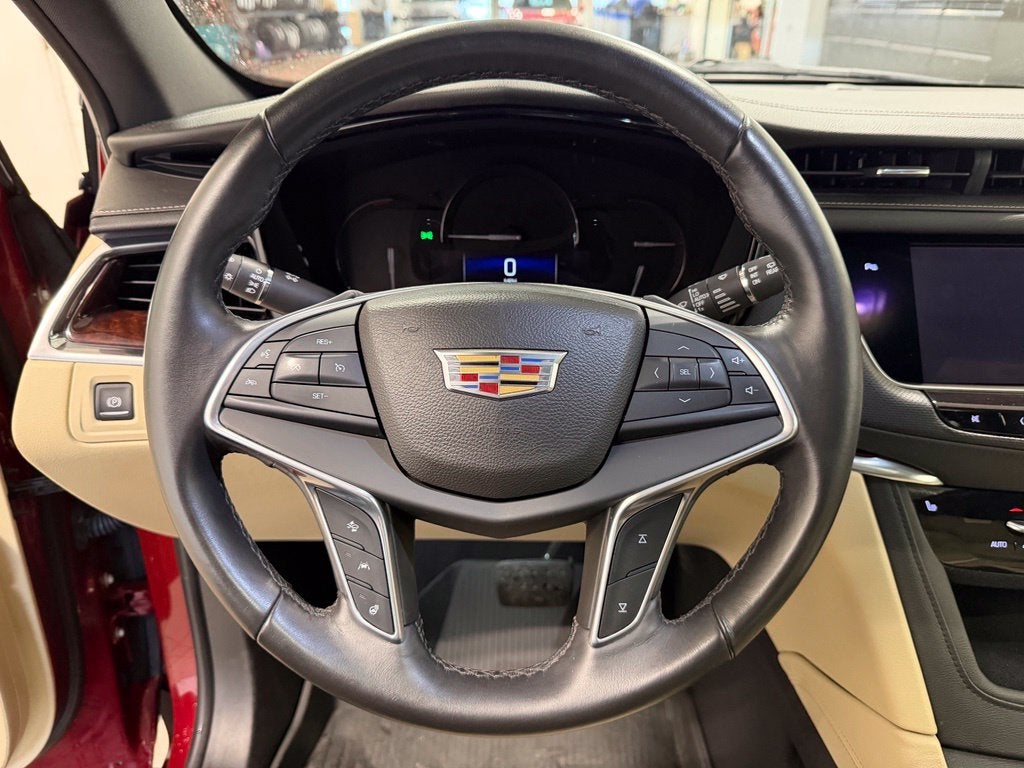 2017 Cadillac XT5 Luxury