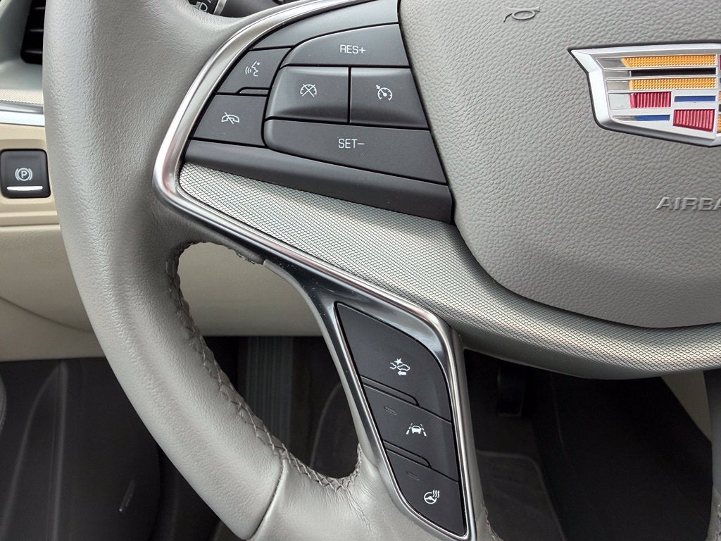 2023 Cadillac XT5 Premium Luxury