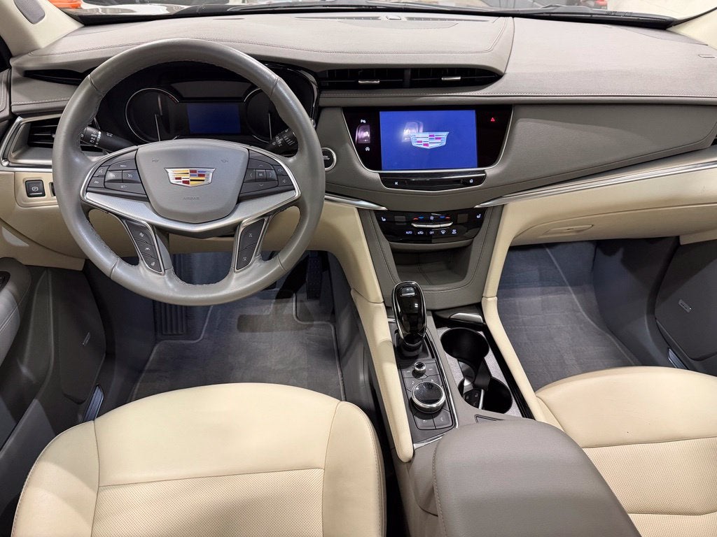 2023 Cadillac XT5 Premium Luxury