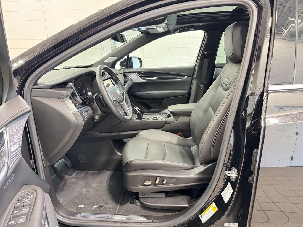 2025 Cadillac XT5 Premium Luxury