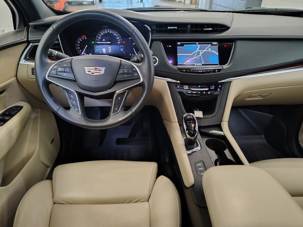 2017 Cadillac XT5 Premium Luxury