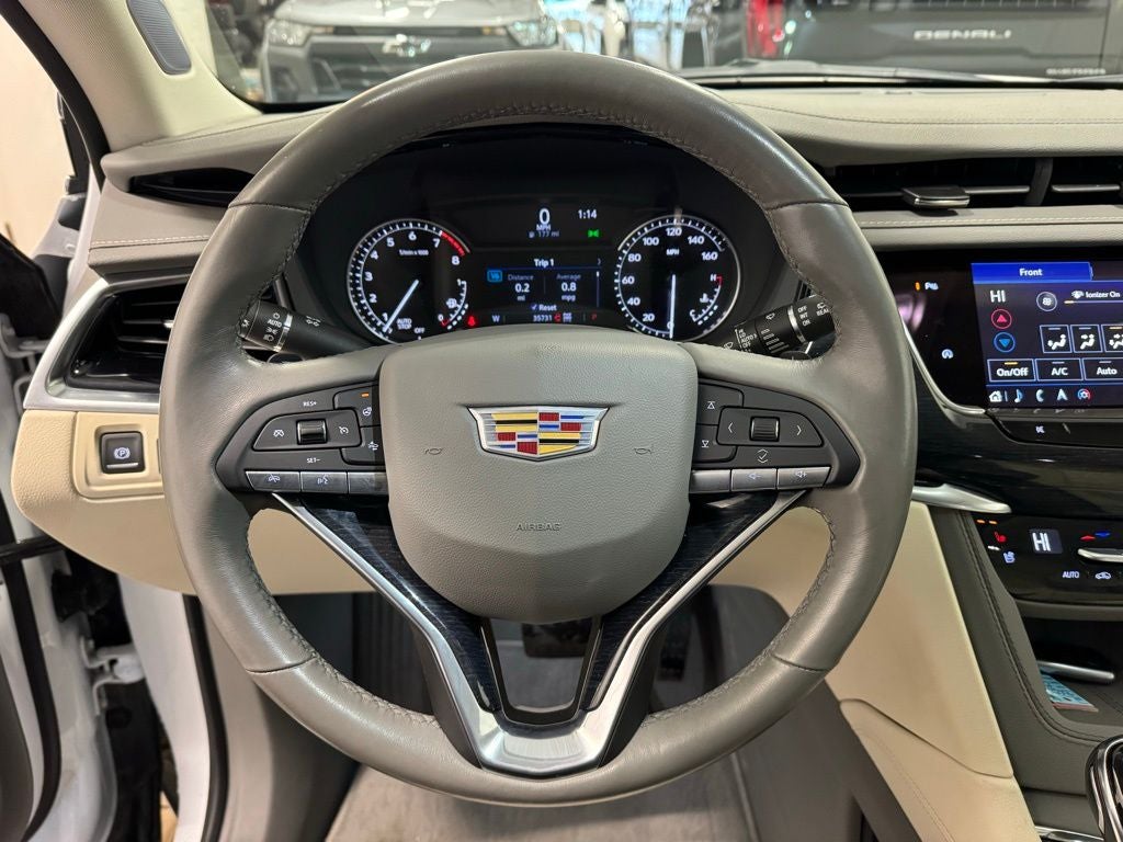 2024 Cadillac XT6 Premium Luxury