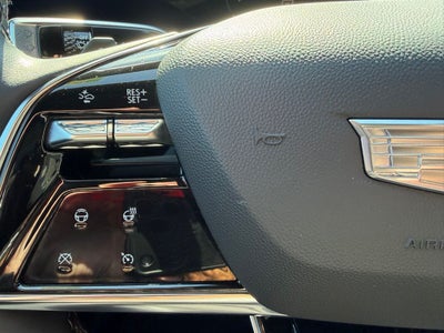 2023 Cadillac LYRIQ Luxury