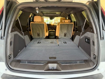 2022 Cadillac Escalade Premium Luxury