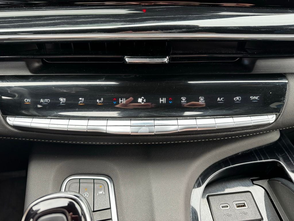 2024 Cadillac Escalade Sport