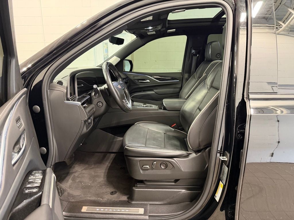 2022 Cadillac Escalade Sport