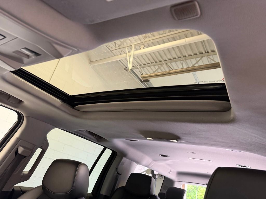 2018 Cadillac Escalade ESV Luxury