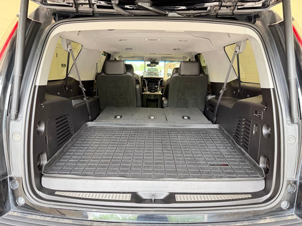 2018 Cadillac Escalade ESV Luxury