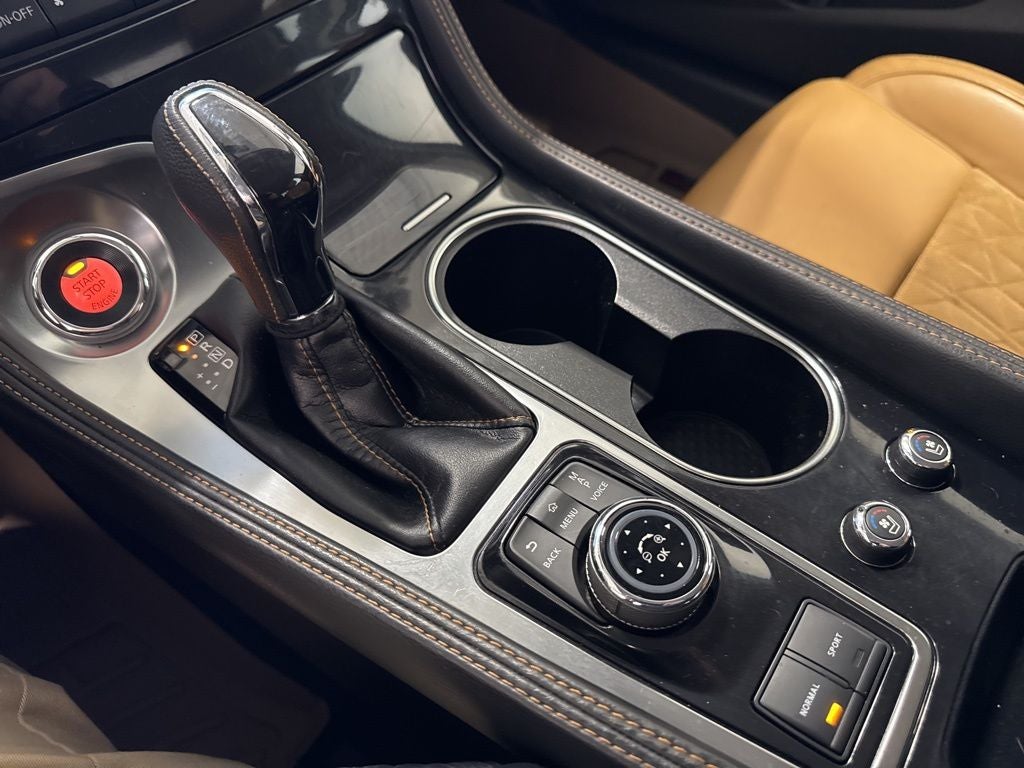 2016 Nissan Maxima SR