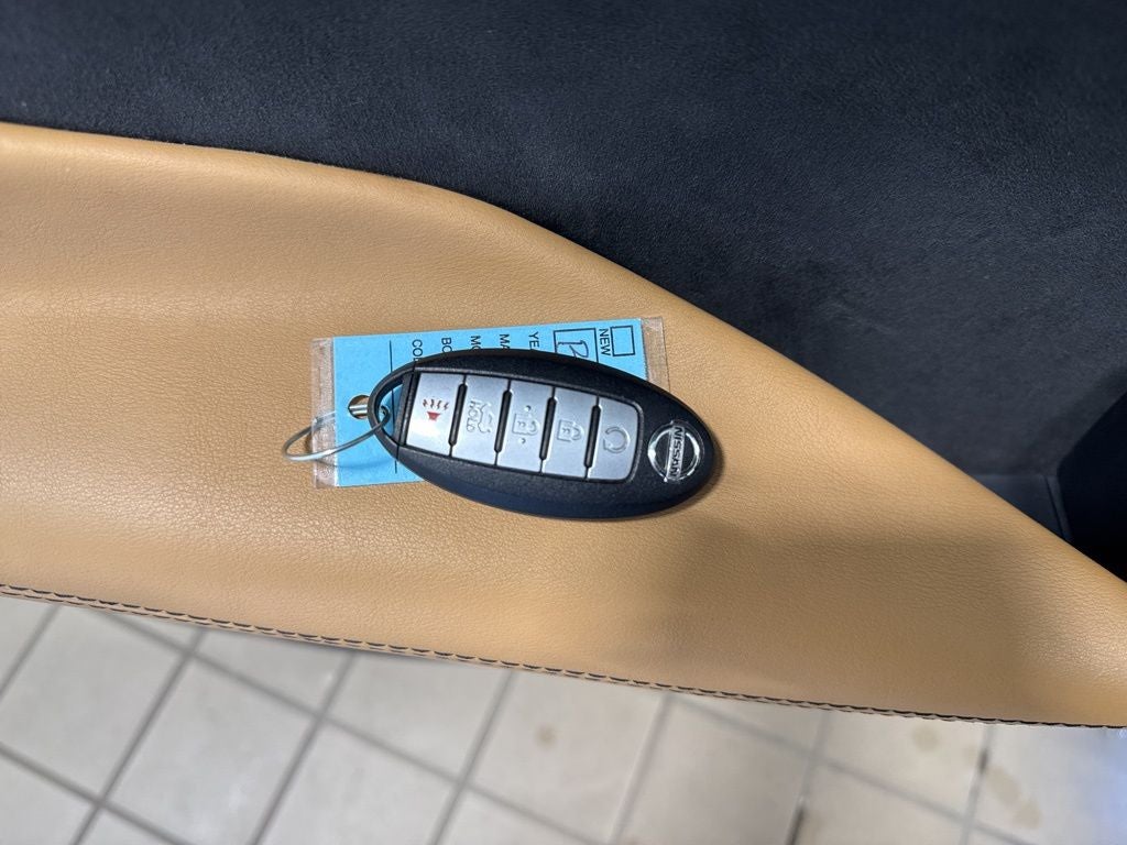 2016 Nissan Maxima SR