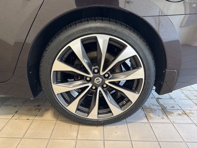 2016 Nissan Maxima SR