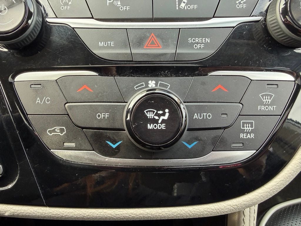 2024 Chrysler Pacifica Limited