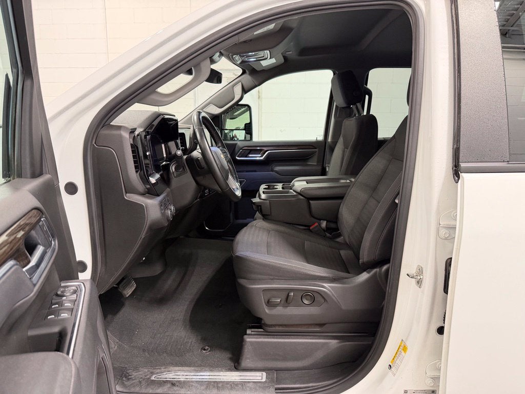 2025 Chevrolet Silverado 2500HD LT