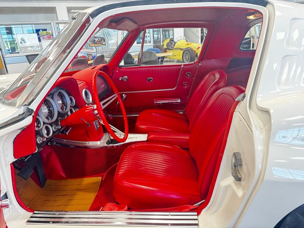 1963 Chevrolet Corvette Sting Ray Coupe