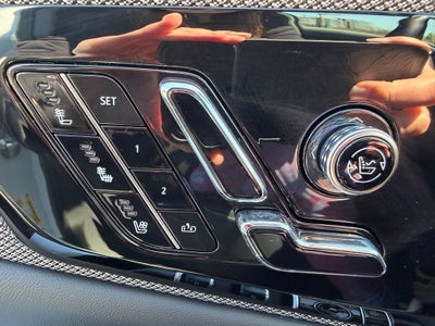 2025 Cadillac OPTIQ Luxury 2