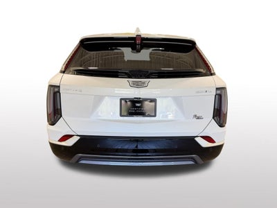 2025 Cadillac OPTIQ Luxury 2