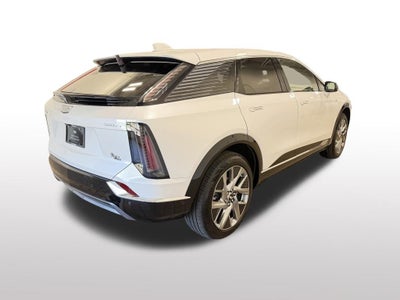 2025 Cadillac OPTIQ Luxury 2